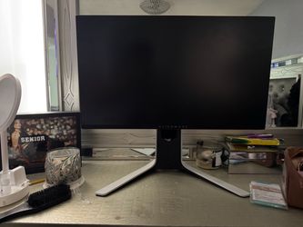 Alienware 25” Gaming Monitor – White – Excellent Condition
