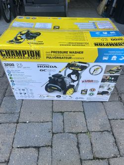 3200 psi 2.5 GPM Cold Water Gas Pressure Washer  With Honda Engine