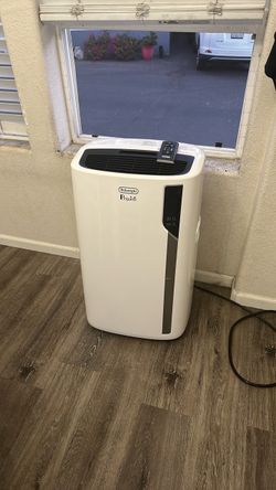 Delonghi Pinguino portable AC -500 sq/ft