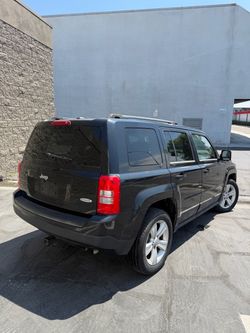 SUV Automatic Clean Title Honda Hrv Hr-v Crv Cr-v Pilot Toyota Chr Ch-r RAV4 Highlander Ford Explorer Escape Kia Sorento Rio Nissan Murano Kicks Rogue
