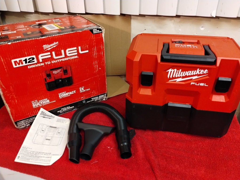 Like New M12 Milwaukee Fuel Vacuum Tool Only $$90