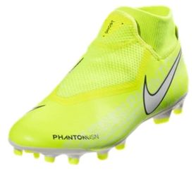 Nike Boys Phantom Vision cleats 