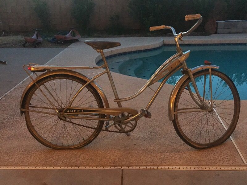 1960’s Huffy Silver-Jet Ladies bicycle