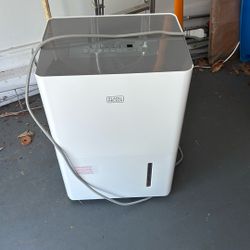 Dehumidifier Black And Decker BD30MWSA