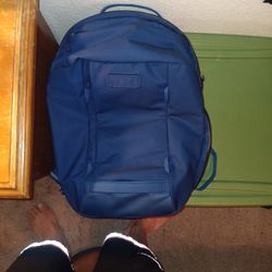 Yetti Crossroads 35L Backpack 