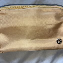 Lululemon Everyday Bag