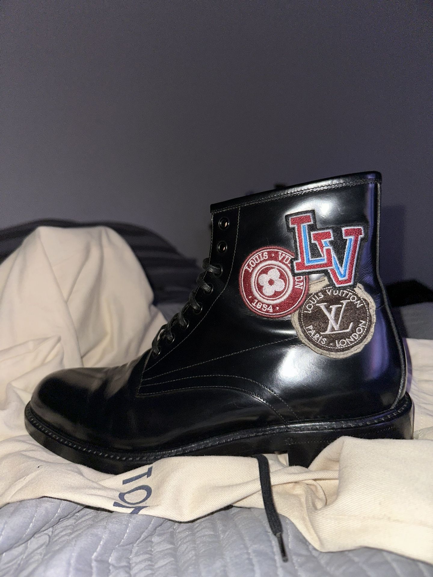 Louis Vuitton Voltaire