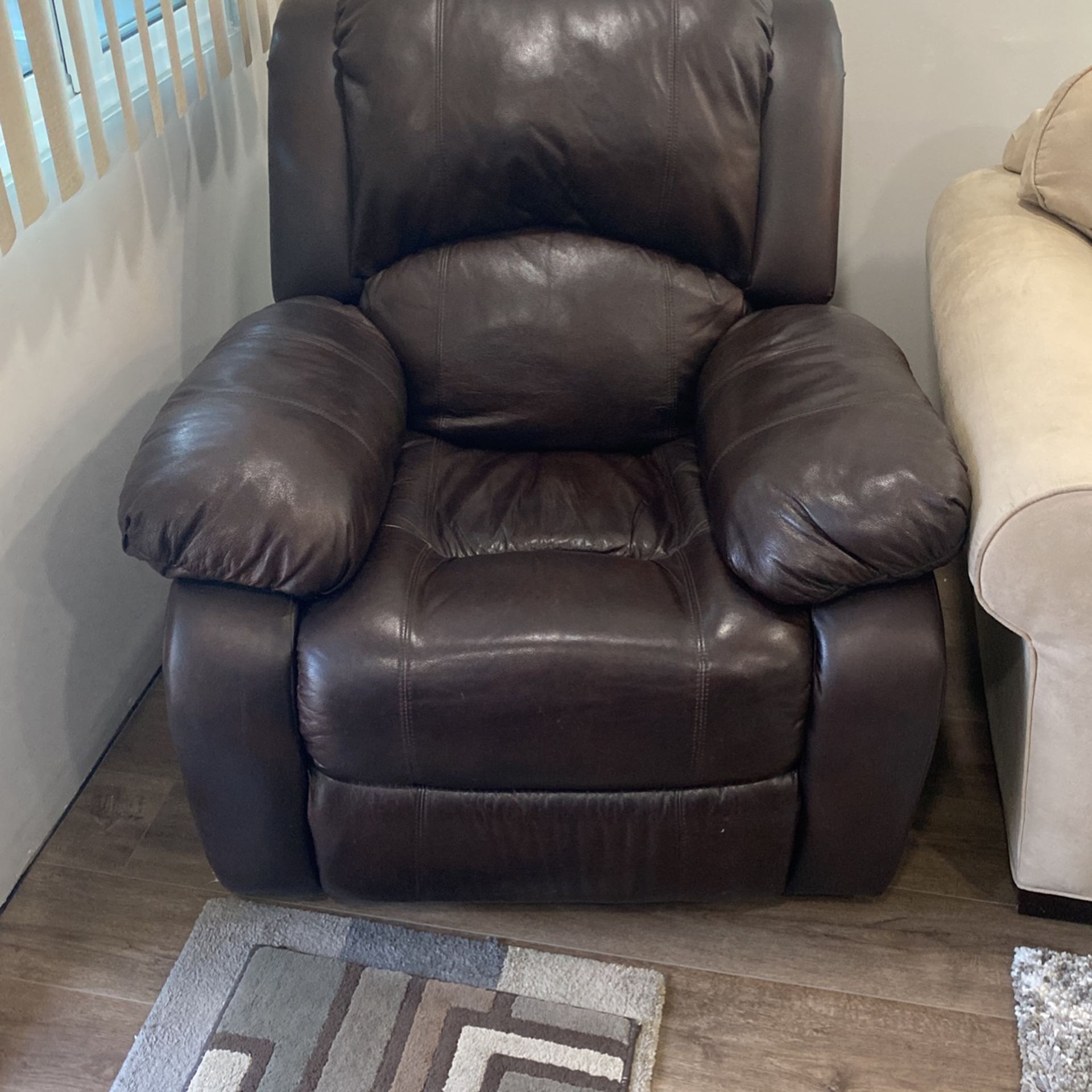 Leather Recliner Chair 