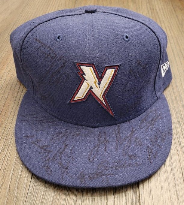 Signed NORTHWEST ARKANSAS NATURALS Baseball Cap 2017 New Era Size 7 7/8 Old Logo