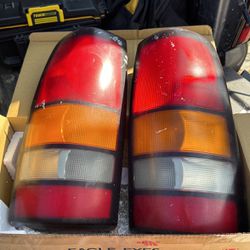 Tail Lights For A 2007 GMC Sierra 