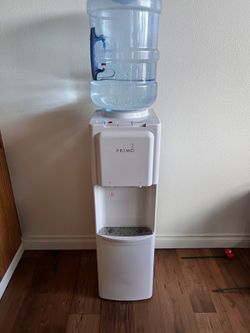 WATER DISPENSER