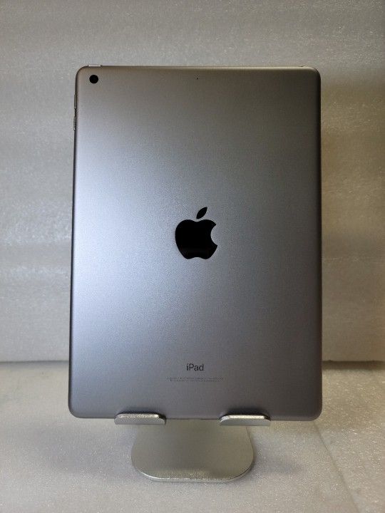 Apple IPad 128 Gb Unlocked PRICE FIRM 
