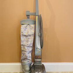 Kirby Ultimate G Vacuum With Attachments 