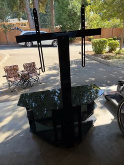 Free tv stand