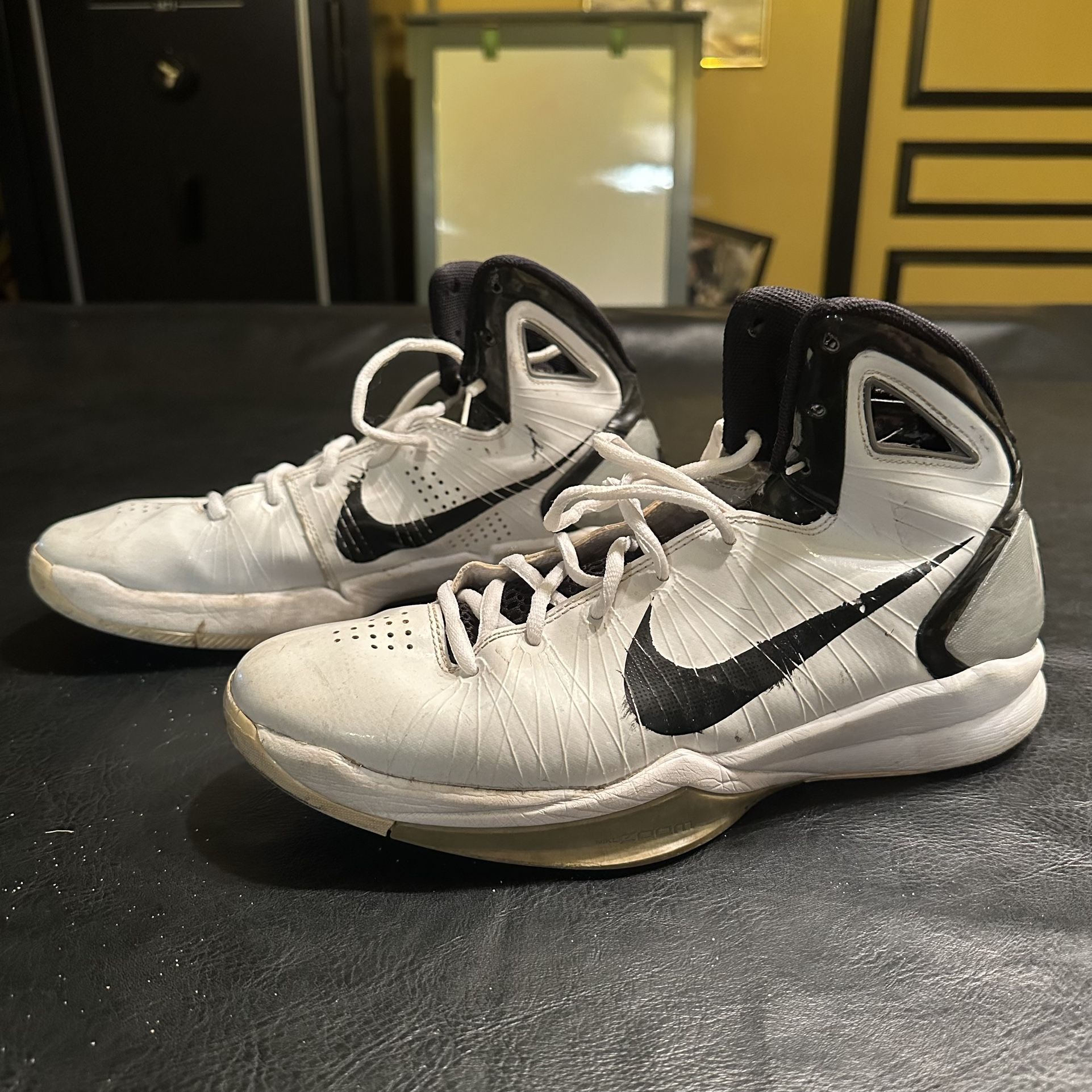 Pre Owned Nike Hyperdunk 2010 TB - 407627-101 for Men