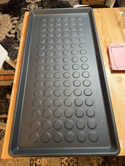 Shoes tray
