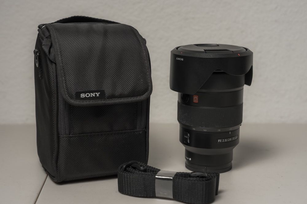 Sony FE 24-70mm f/2.8 GM Lens (SEL2470GM) * Fast & Sharp!