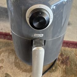Dash Air Fryer 