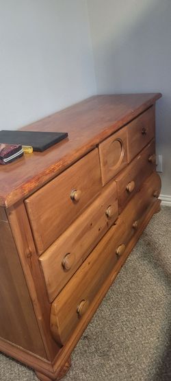 Dresser