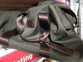 tumi duffle bag