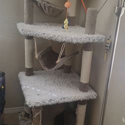 Cat tree