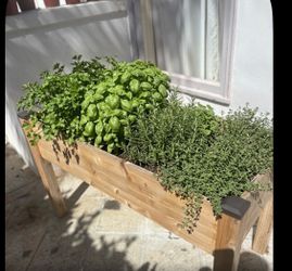 Planter box
