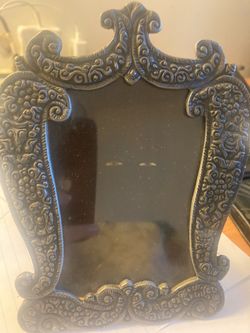 Vintage pic frame