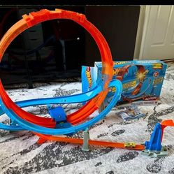 Hot wheels Massive Loop 
