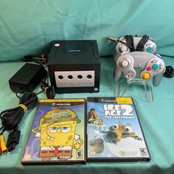 Nintendo Gamecube Black Bundle *2*