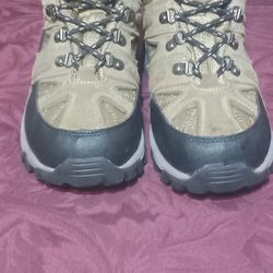 Kodiak Work boots SIZE 8 NEW