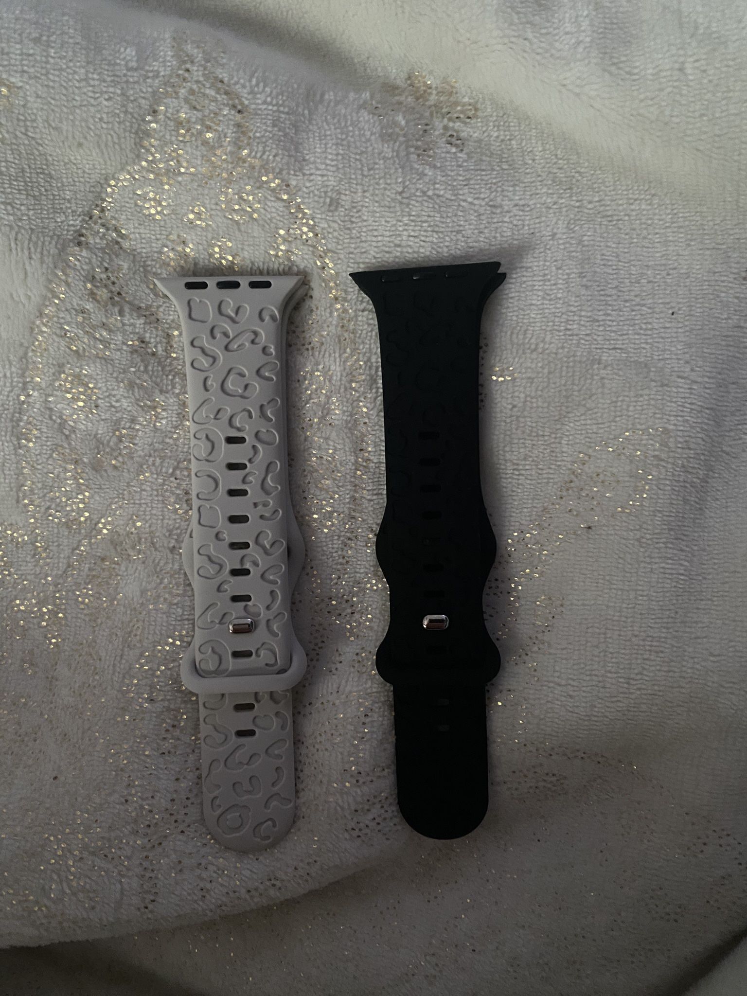 Black And Grey Leopard Print Apple Watch Bands, 44mm.