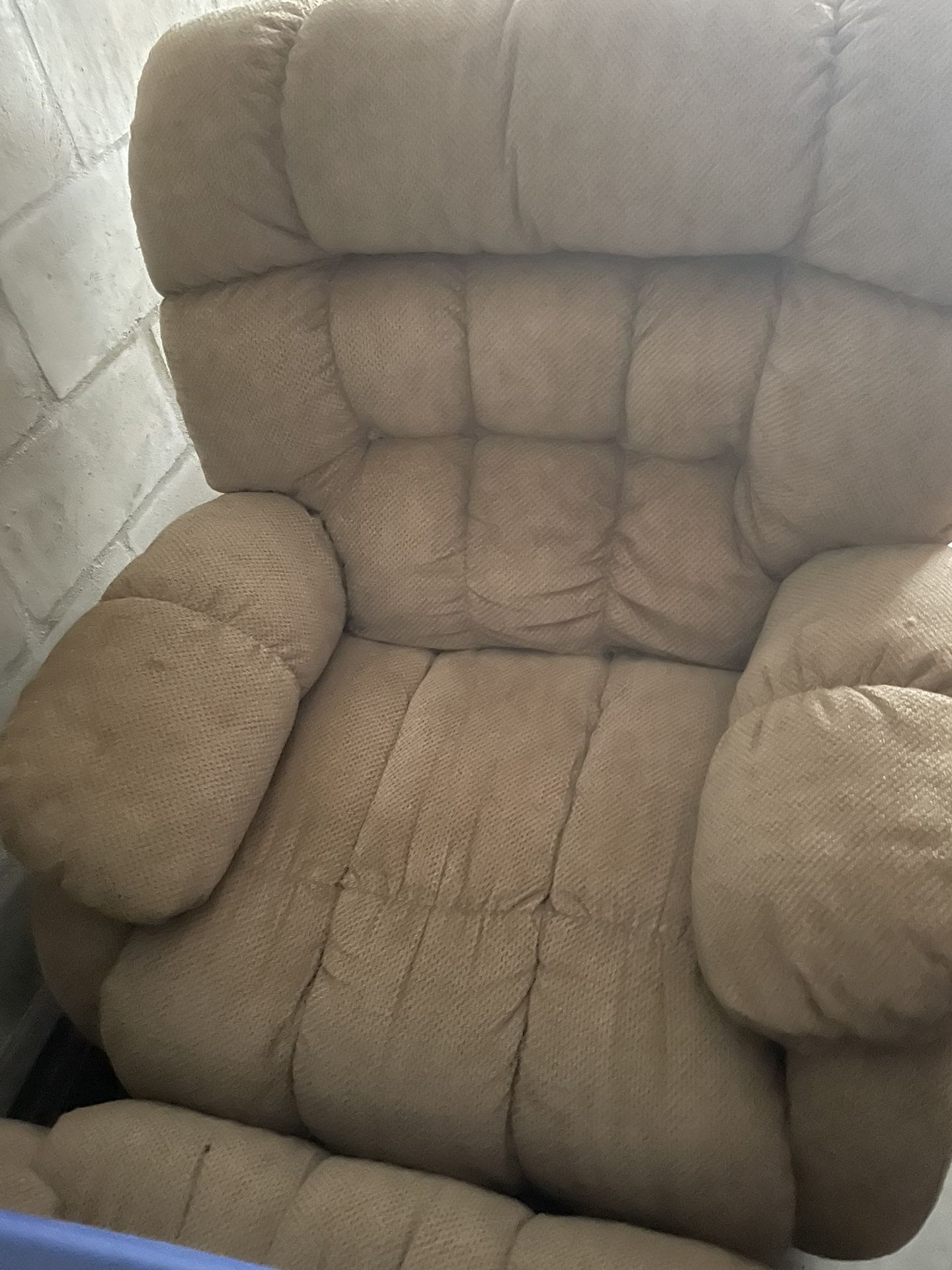 Reclining Chairs And Couch
