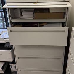 USED HON 5-Drawer Lateral File Cabinet with Key & Lock