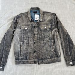 Forever21 men’s jean jacket Size Large