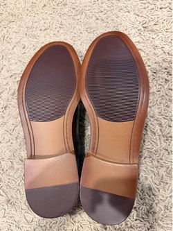 Dress shoes