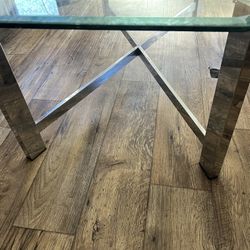 Coffee Table/ Living Room 