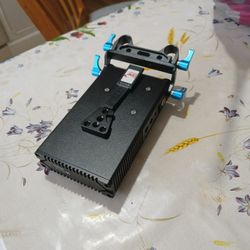 DP500 Power Supply V Mount Battery Plate