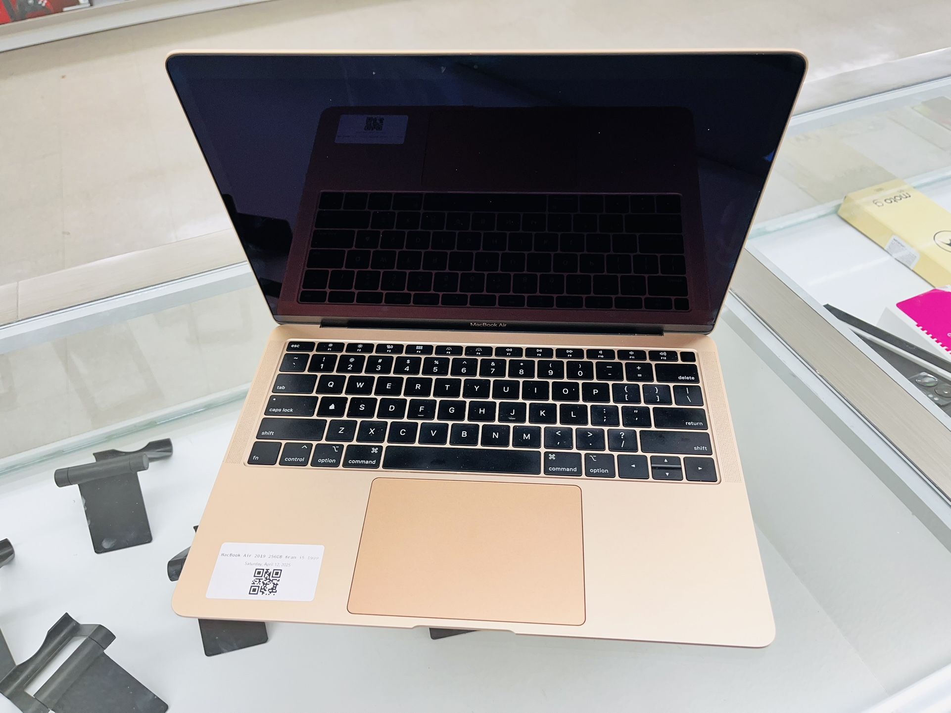 MacBook本体 MacBook Air2019 256GB Apple MacBook Air (2019) | TechRadar