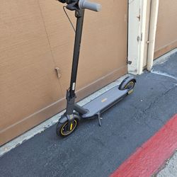 segway g30 p electric scooter