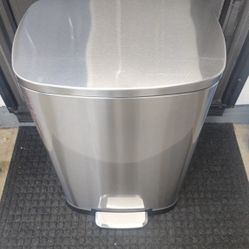  13 Gallon Stainless Steel Step Kitchen Trash Can with Lid