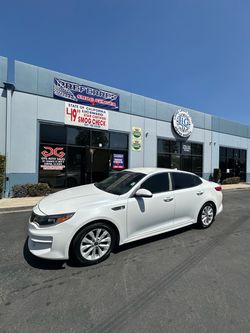 2016 KIA Optima