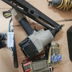 Finish Nail Gun 
