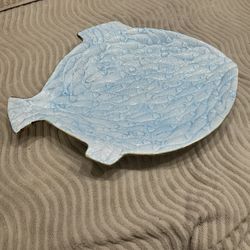 Large Coastal Fish-Shaped Serving Platter – Ceramic 