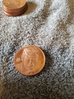 1 OZ COPPER ROUND  DONALD TRUMP