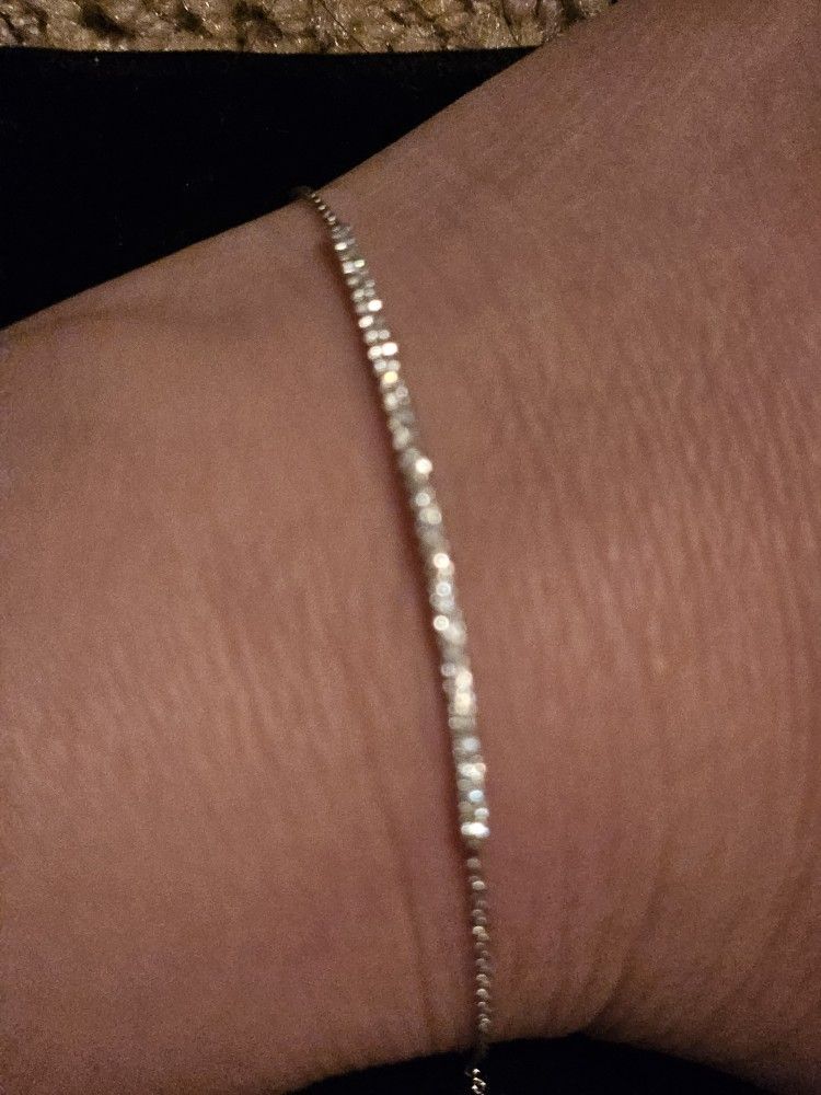 Small 14k blue nile bracelet
