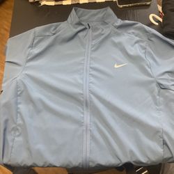 NIKE WINDBREAKER 
