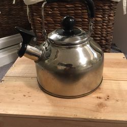 Small Kettle 