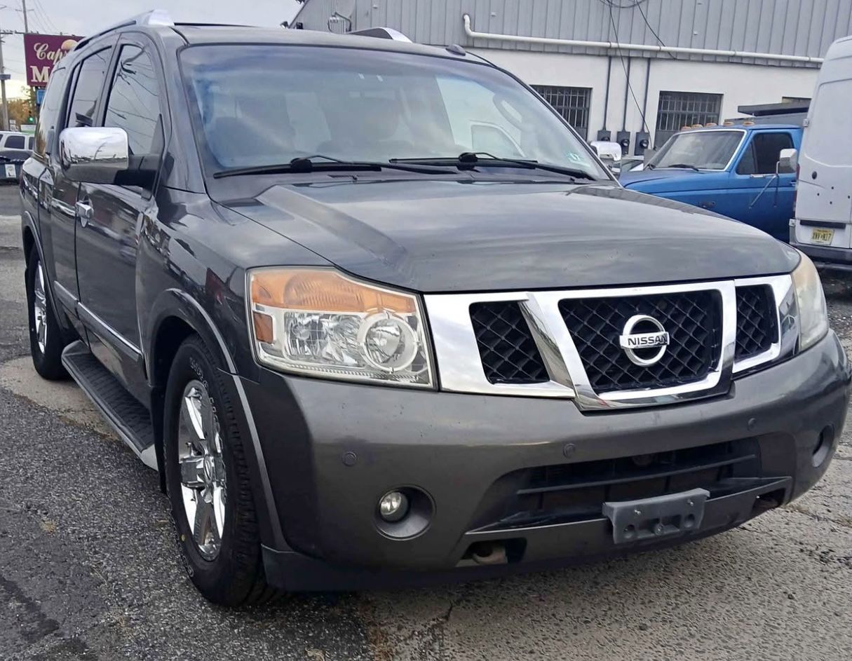 2010 Nissan Armada