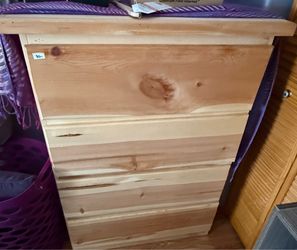 Pine 4 drawer dresser