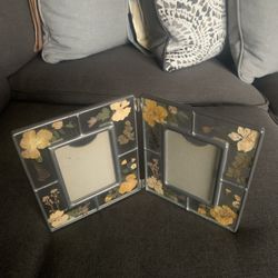 Folding Double Glass & Sides Metal With Dried Floral Design Picture Frame 10” X 6”